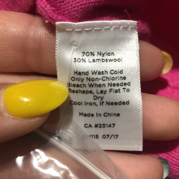 Talbots pink lambswool blend sweater size medium - Picture 11 of 11